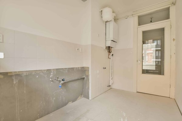 What Are the Most Effective Natural Remedies for High Heel Soreness After Work?